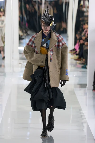 Look 20